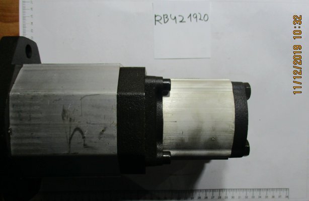 sage - Pièces Lachish - Double Bosch Pump 42+19R